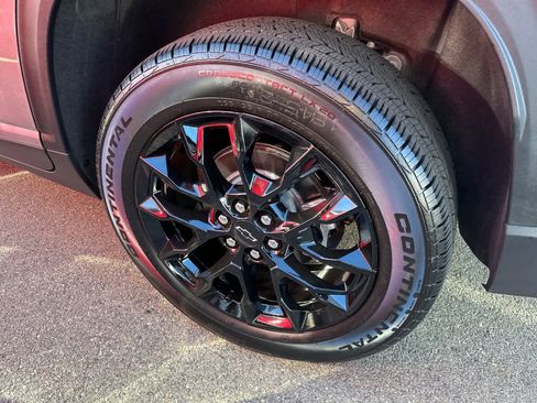 Used 2026 Chevrolet Traverse LT w/ Midnight/Sport Edition image 22