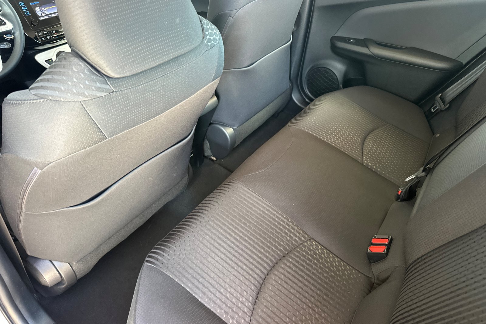 Certified 2017 Toyota Prius Two w/ Carpet Mat Package FWD image 15