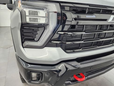 Used 2025 Chevrolet Silverado 2500 LT w/ Trail Boss Package image 25