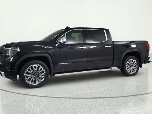 Used 2023 GMC Sierra 1500 Denali Ultimate AWD/4WD image 2