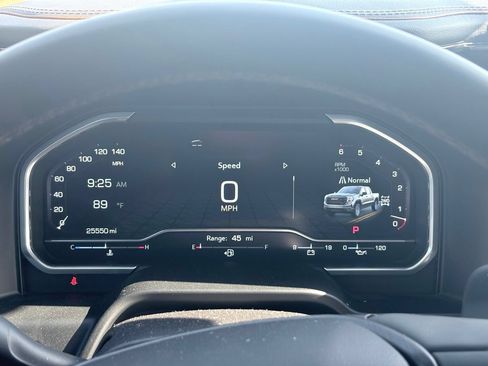 Used 2023 GMC Sierra 1500 AT4 w/ Technology Package AWD/4WD image 8
