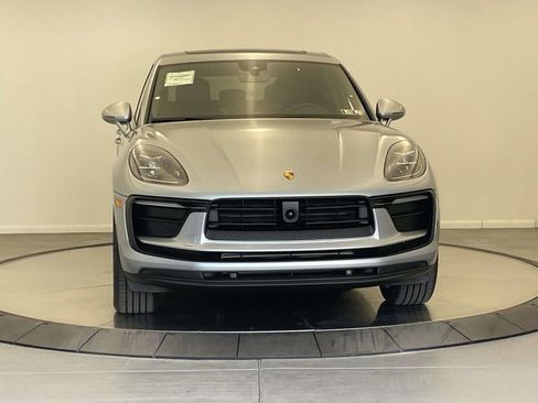 New 2025 Porsche Macan image 10