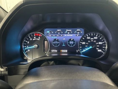 Used 2020 Ford F350 Platinum w/ FX4 Off-Road Package image 16