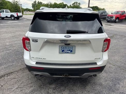 Used 2021 Ford Explorer Platinum w/ Equipment Group 601A AWD/4WD image 6