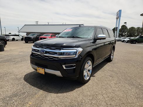 Certified 2023 Ford Expedition Max Platinum RWD image 3