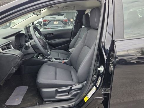 Used 2023 Toyota Corolla LE image 12