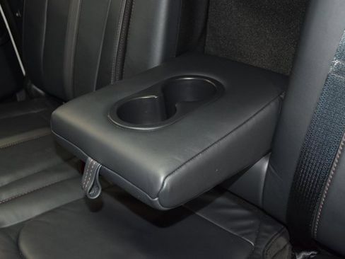 Used 2022 Ford F450 Platinum w/ FX4 Off-Road Package image 49