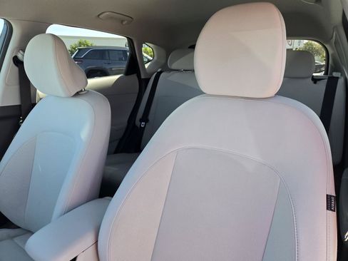 Used 2024 Hyundai Kona SEL FWD image 23