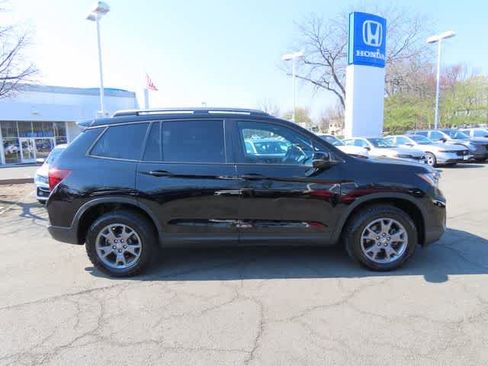 Certified 2024 Honda Passport TrailSport image 3