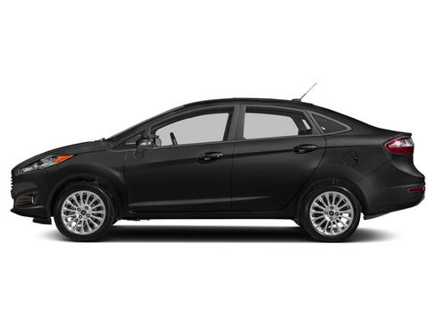 Used 2015 Ford Fiesta Titanium FWD image 3