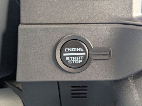 Used 2025 Ford Bronco Big Bend image 24