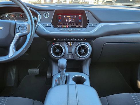 Used 2021 Chevrolet Blazer LT image 17
