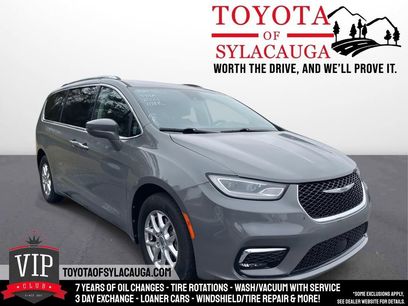 Used 2021 Chrysler Pacifica Touring-L