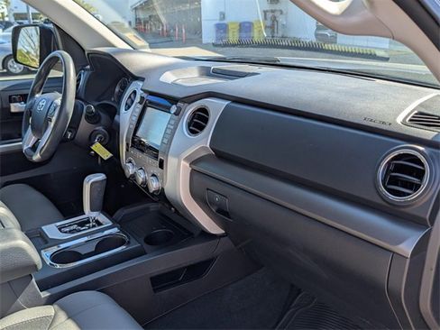 Used 2017 Toyota Tundra SR image 14