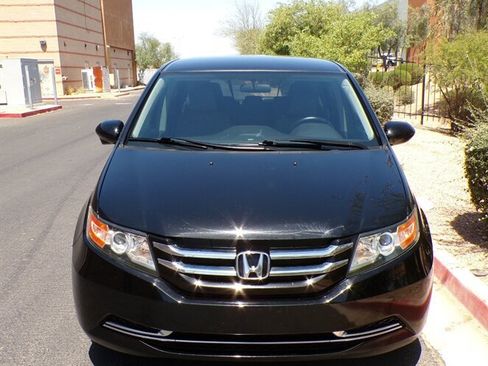 Used 2014 Honda Odyssey EX image 2