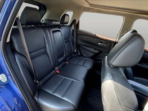 Used 2023 Nissan Rogue SV w/ SV Premium B Package FWD image 26