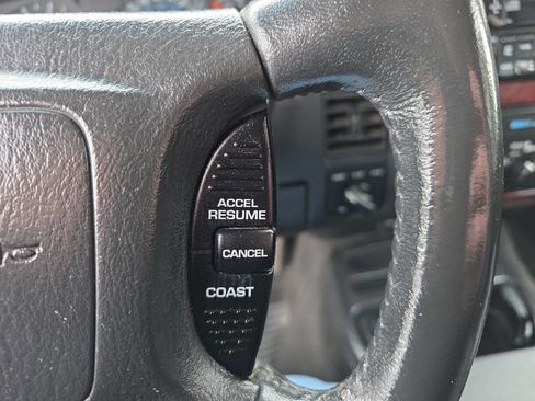 Used 2002 Dodge Durango SLT Plus image 25