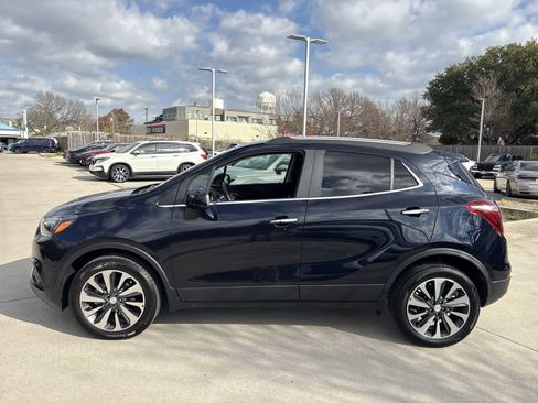 Used 2022 Buick Encore Preferred w/ Safety Package image 3