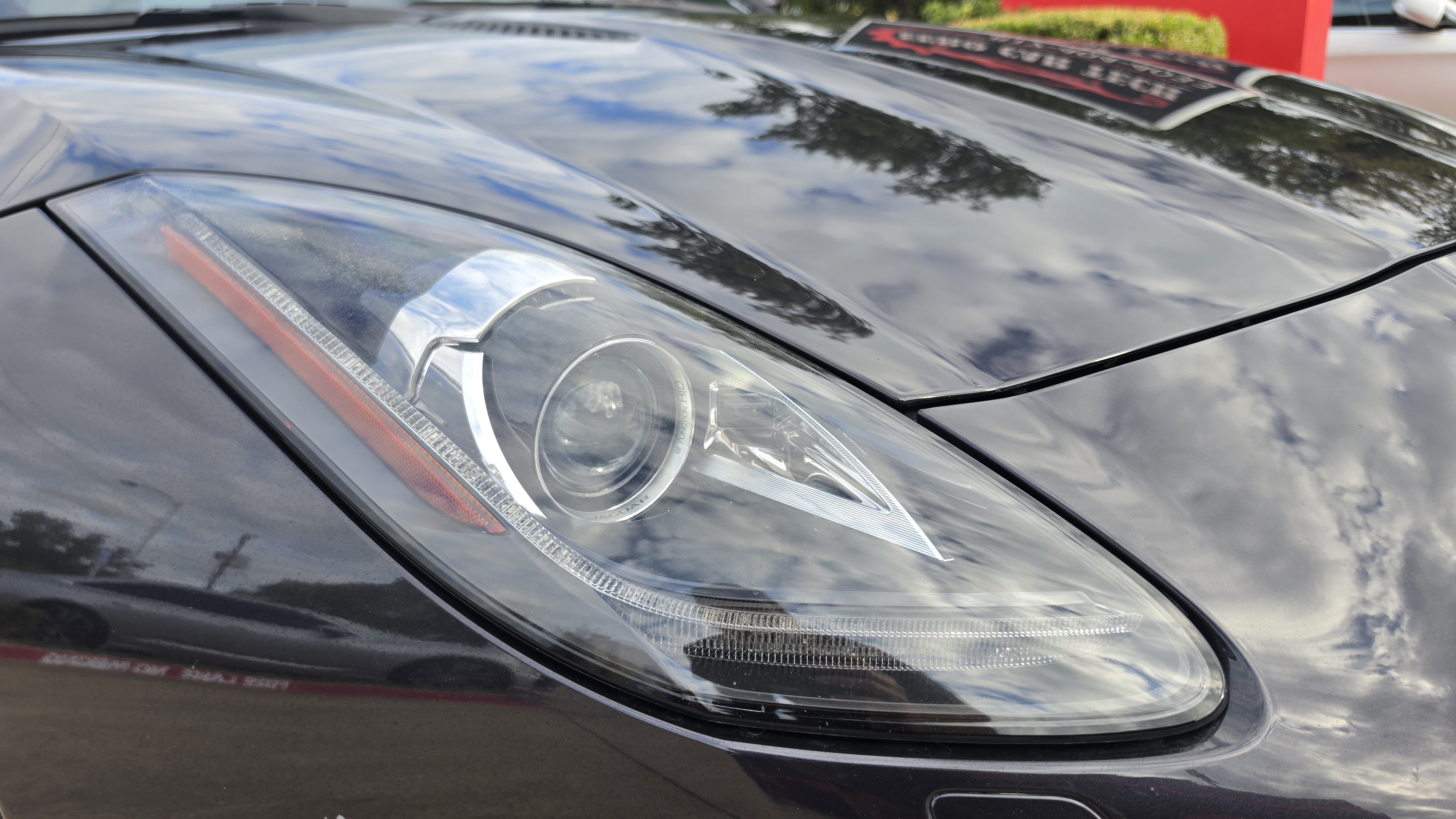 Used 2016 Jaguar F-TYPE Coupe RWD image 12