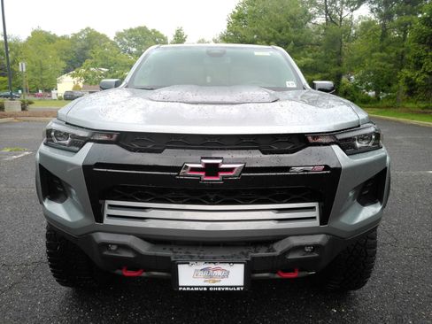 Certified 2024 Chevrolet Colorado ZR2 w/ ZR2 Convenience Package III AWD/4WD image 3