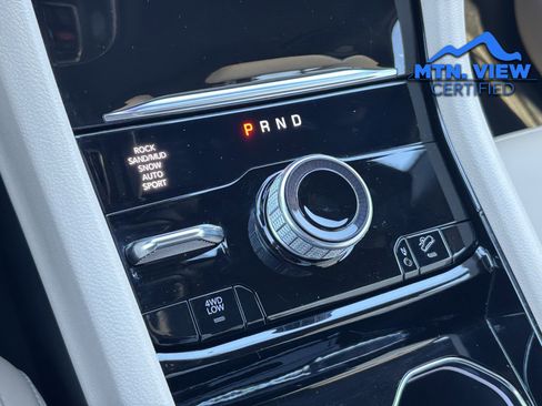 Used 2023 Jeep Grand Cherokee 4WD 4xe image 6