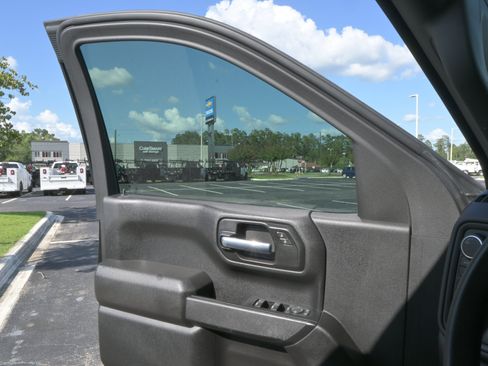Used 2025 Chevrolet Silverado 1500 Custom AWD/4WD image 24