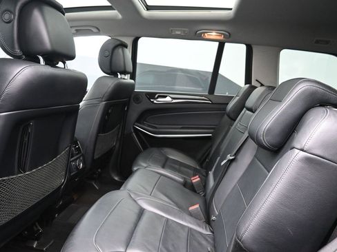 Used 2019 Mercedes-Benz GLS 550 4MATIC w/ Driver Assistance Package image 21