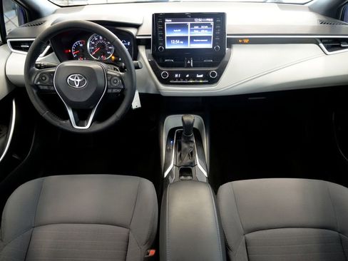 Used 2020 Toyota Corolla SE image 17