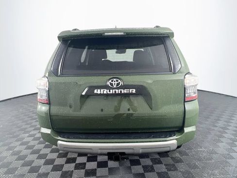 Used 2022 Toyota 4Runner TRD Off-Road Premium w/ TRD Black Wheel Package (TMS) AWD/4WD image 5