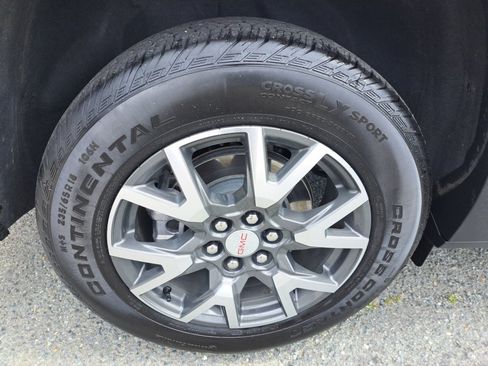 Used 2023 GMC Acadia SLE w/ Driver Convenience Package AWD/4WD image 18