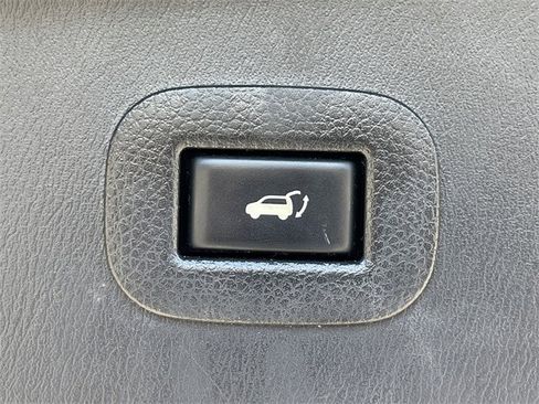 Used 2018 Nissan Armada SV w/ Driver Package image 29