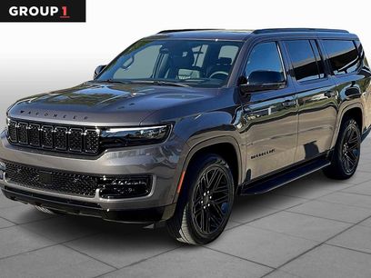 New 2025 Jeep Wagoneer L Series II w/ Convenience Group I