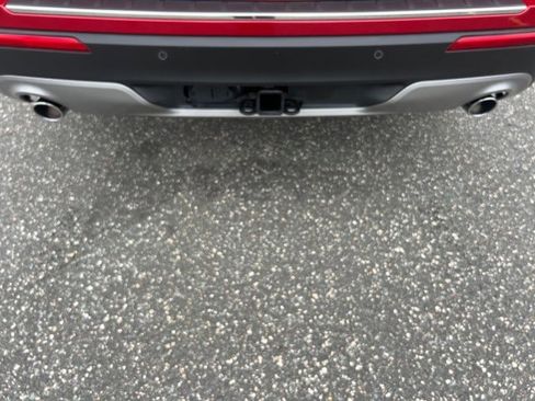 Certified 2022 Ford Explorer Limited w/ Equipment Group 301A image 28