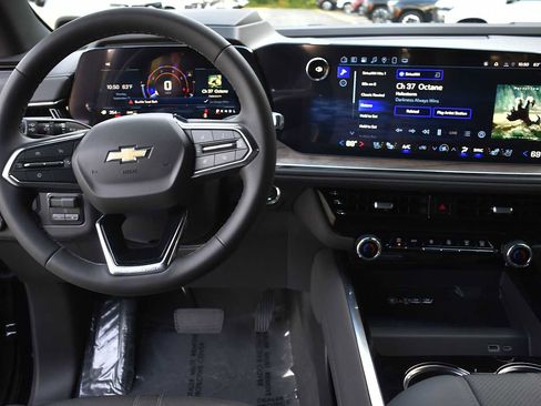 New 2025 Chevrolet Tahoe High Country w/ Sun And Tow Package image 15