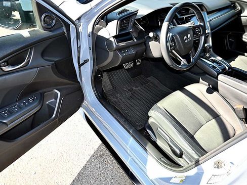 Used 2021 Honda Civic Sport image 18