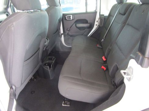 Used 2019 Jeep Wrangler Unlimited Sport AWD/4WD image 15