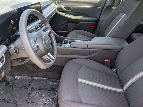 Used 2025 Hyundai Sonata SEL FWD image 23