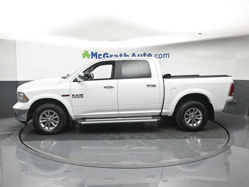 Used 2018 RAM 1500 Laramie w/ Convenience Group AWD/4WD image 23
