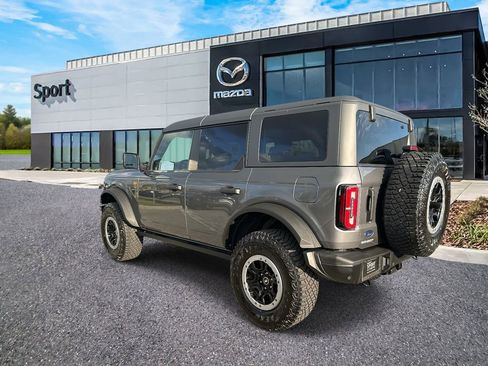 Used 2024 Ford Bronco Badlands w/ Sasquatch Package image 5