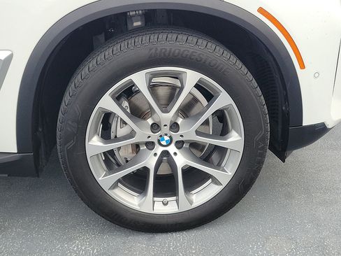 Used 2025 BMW X5 sDrive40i w/ Parking Assistance Package RWD image 5