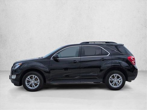 Used 2017 Chevrolet Equinox LT image 6