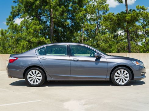 Used 2013 Honda Accord Touring image 13