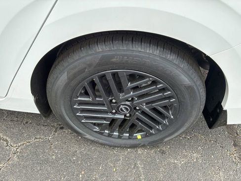 New 2026 Nissan Sentra SV w/ Floor Mat Package FWD image 10