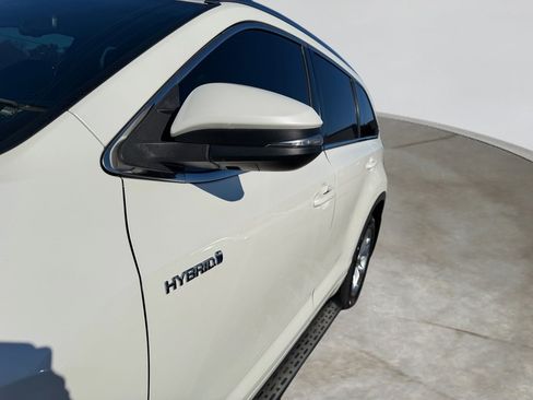 Used 2016 Toyota Highlander Limited image 48