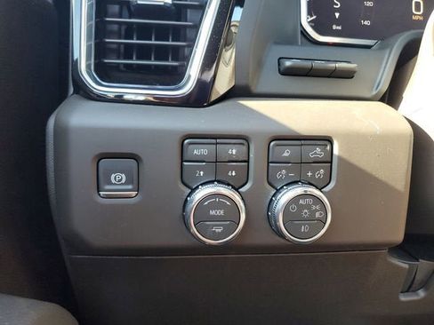 New 2026 GMC Sierra 3500 Denali AWD/4WD image 31