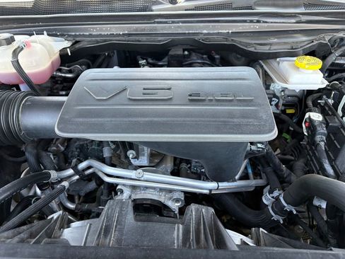 Used 2025 RAM 1500 Big Horn AWD/4WD image 28