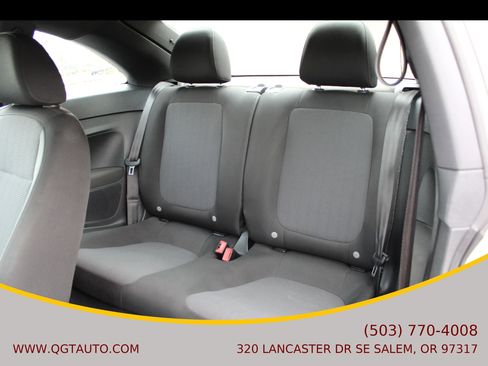 Used 2012 Volkswagen Beetle 2.5 image 15