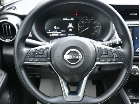 Certified 2023 Nissan Kicks SV image 17