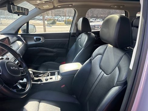 Used 2022 Kia Sorento SX image 12