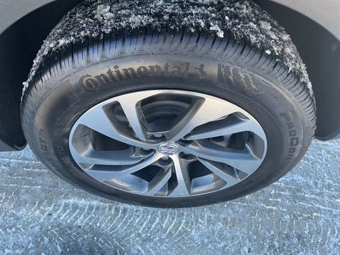 Used 2023 Buick Envision Essence image 14